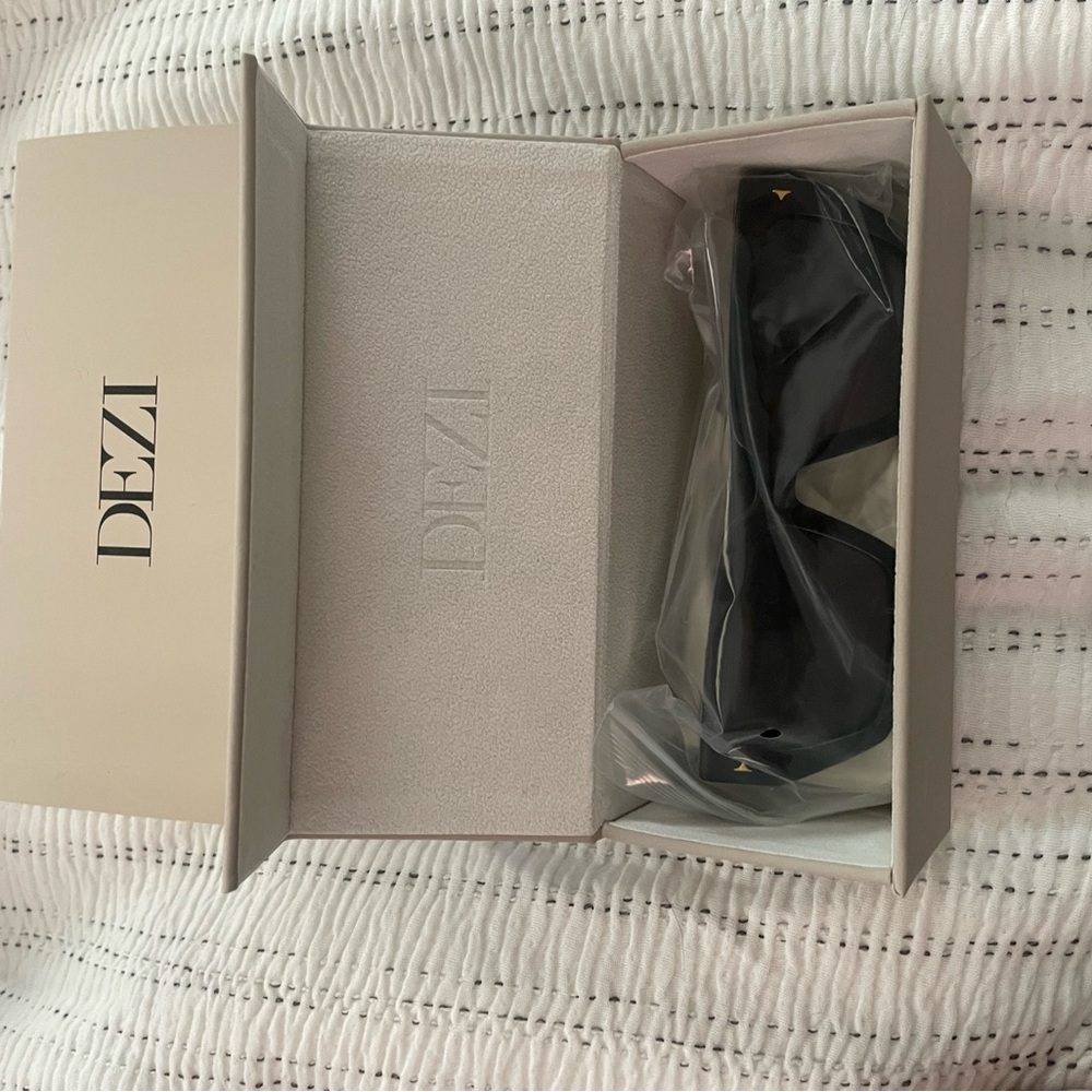 DEZI Black Square-Frame Sunglasses with Gold Accent - Picture 2 of 9